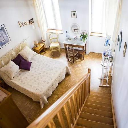 L'arche Des Chapeliers 4*